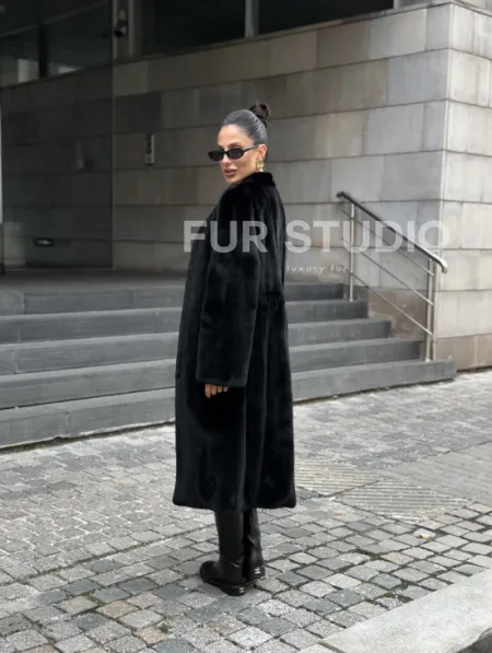 Модная шуба из меха норки Saga furs - фото 9