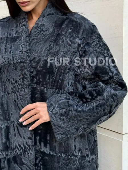 Меховое пальто из каракуля Graphite V-образный воротник - фото 1
