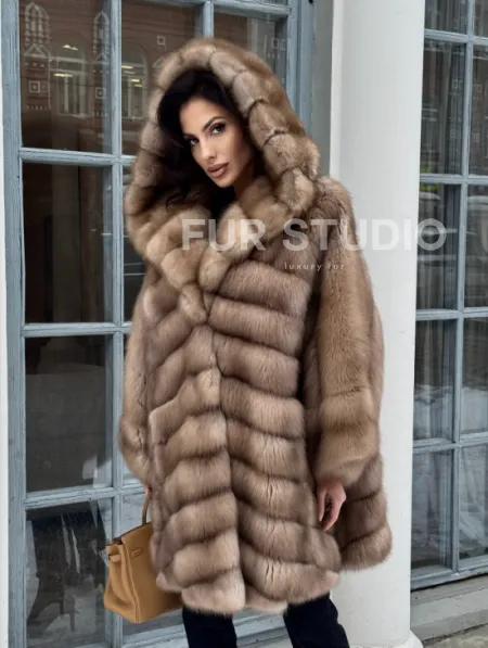 Шуба из меха куницы «летучая мышь» - фото 6