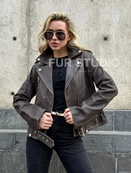 Косуха женская из винтажной кожи - фото 9