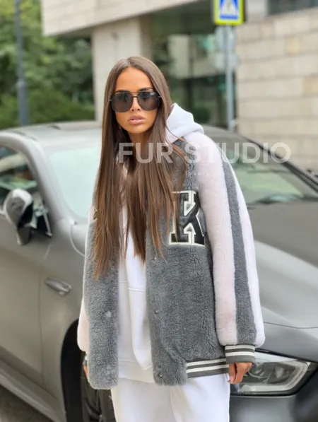 Короткая шубка - бомбер из шерсти - фото 3