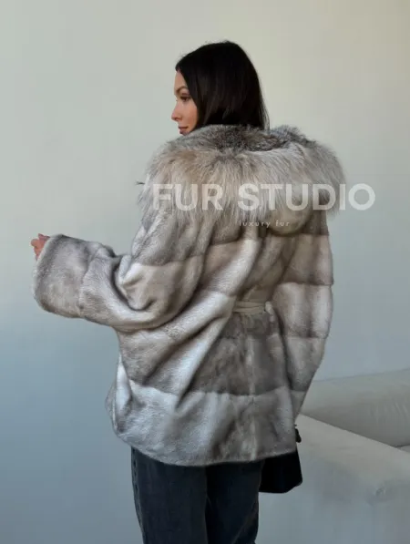Шуба из натуральной норки с капюшоном из рыси - фото 9