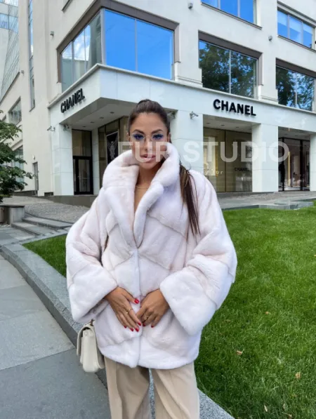 Полушубок из аукционной норки - цвет паломино - фото 5