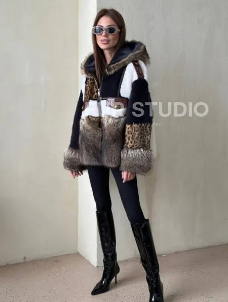 Комбинированная норковая куртка с капюшоном - фото 4