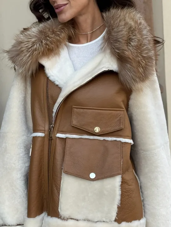 Стильная дублёнка из мериноса с воротником из меха лисы - фото 1