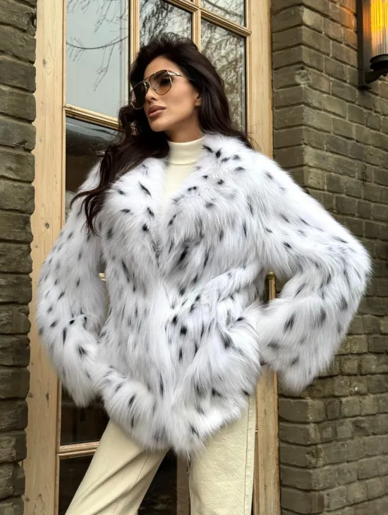 Шуба из цельных шкур натурального меха лисы под рысь (ручная работа) - фото 6