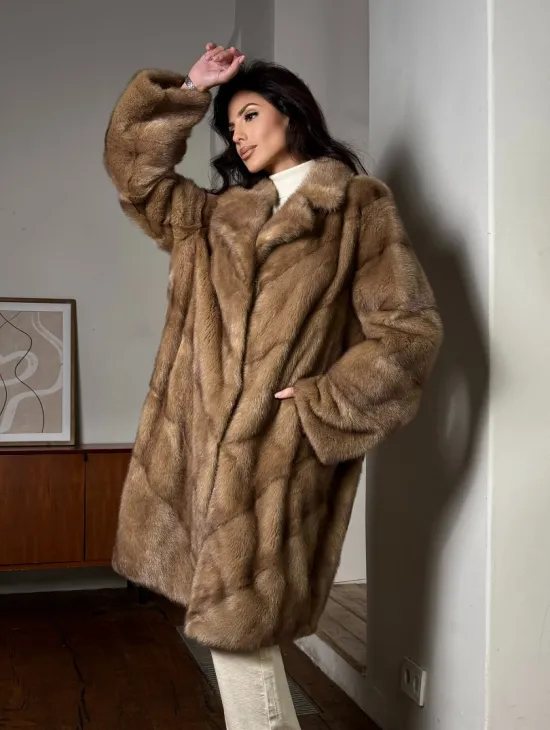 Норковое женское пальто из меха аукционной норки английский воротник - фото 11