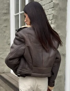 Кроп - дубленка двубортная Dark brown на пуговицах - фото 5