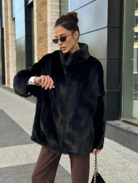 Элегантная черная шубка из меха норки - стойка воротник - фото 7