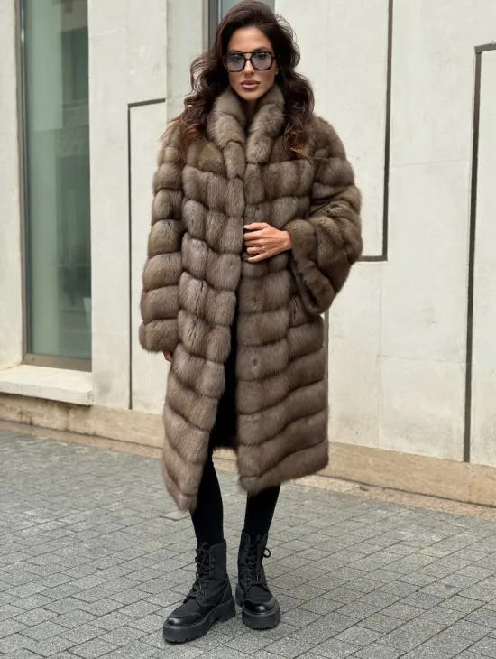 Шуба из натуральной куницы - фото 0