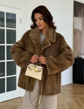 Бежевая короткая норковая шуба - фото 11