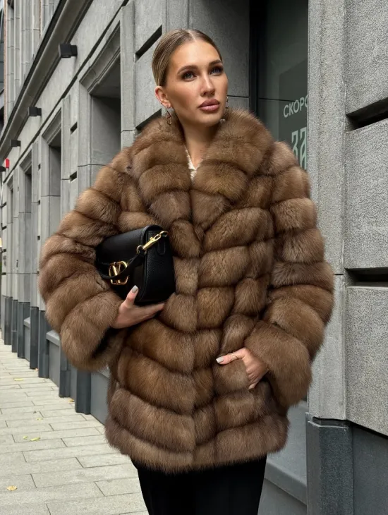 Шуба из куницы с воротником шаль - фото 10