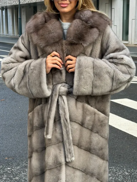 Шуба норковая женская с капюшоном куница - фото 4