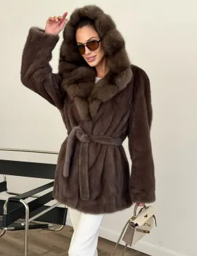 Коричневый норковый полушубок с мехом куницы - фото 4