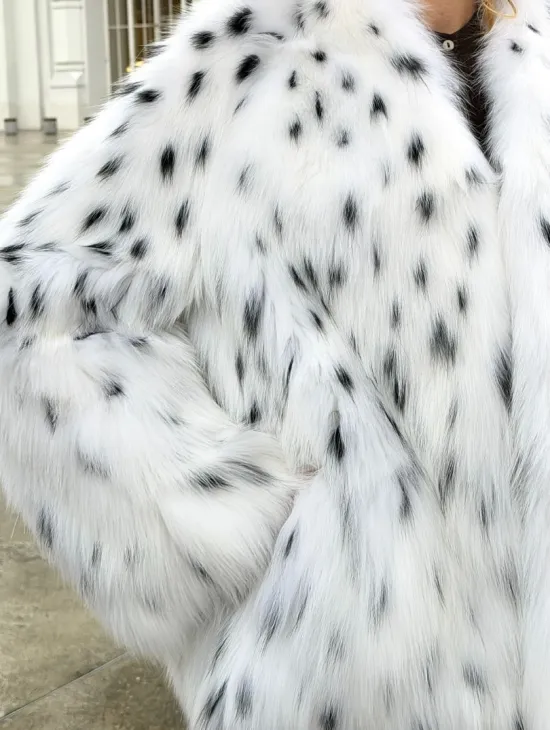 Шуба укороченная из арктической лисы под рысь - фото 2