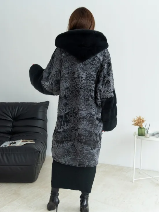 Шуба из каракульчи с отделкой из меха норки с капюшоном - цвет графит - фото 3