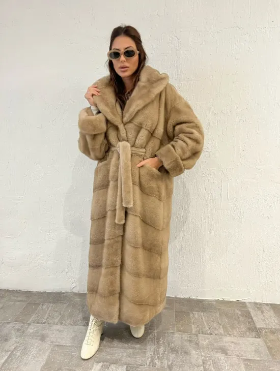 Удлиненная норковая шуба NAFA с капюшоном - цвет пастель - фото 6