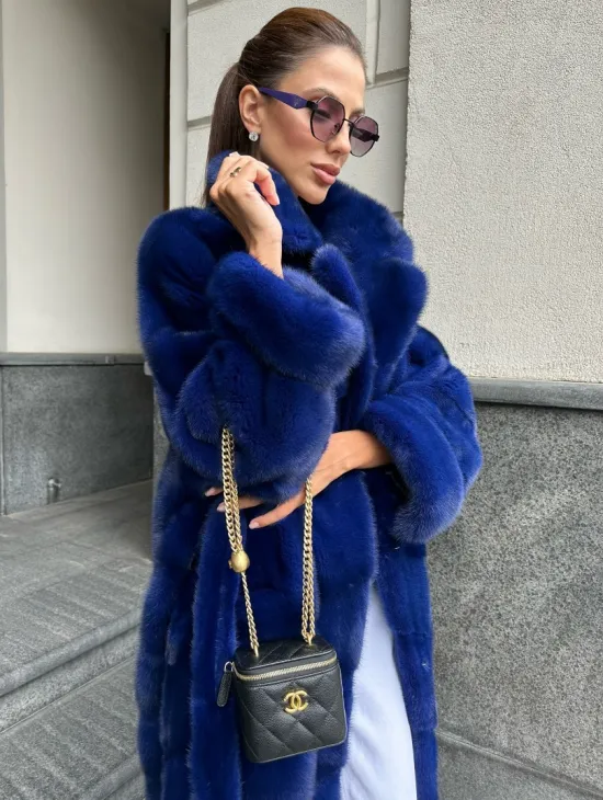 Норковая шуба - цвет электрик - фото 2