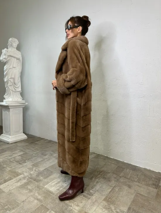 Длинная шуба карамель кимоно мех NAFA - фото 6